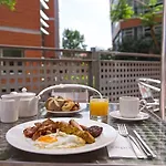 Naitly Poblenou 4* Barselona