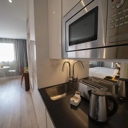 Naitly Poblenou 4* Barcelona