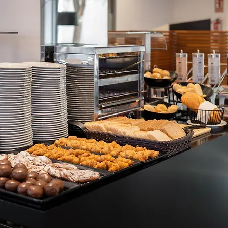Naitly Poblenou Hotel 4*