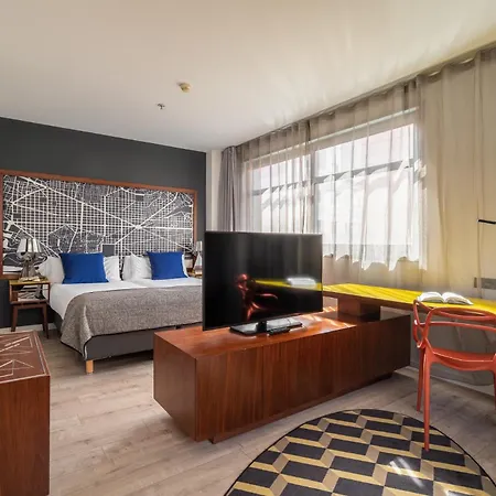 Naitly Poblenou Hotel