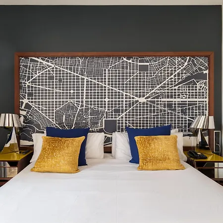 Naitly Poblenou Hotel 4*