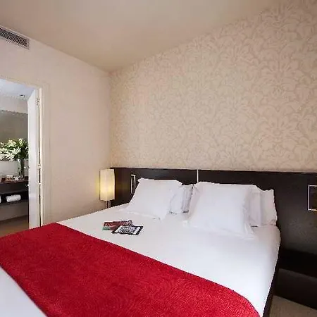 Naitly Poblenou Hotel