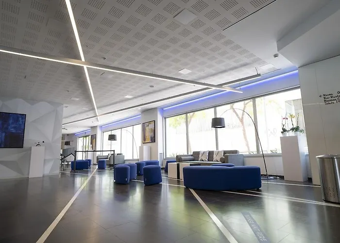 Naitly Poblenou Barcelona