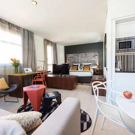 Naitly Poblenou 4* Barcelona