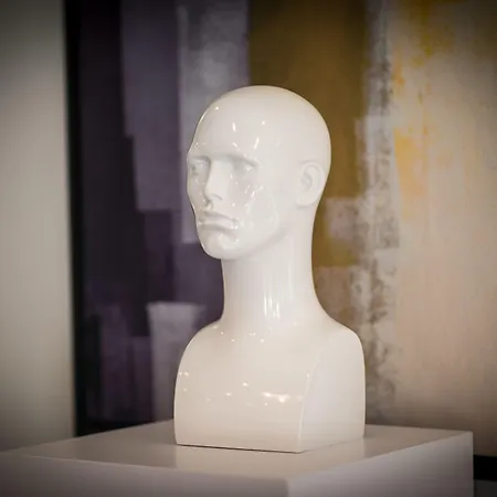 Naitly Poblenou מלון