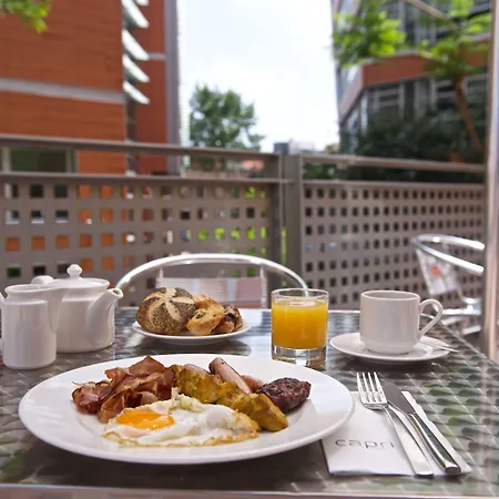 Naitly Poblenou 4* ברצלונה