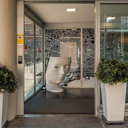 Naitly Poblenou Hotel